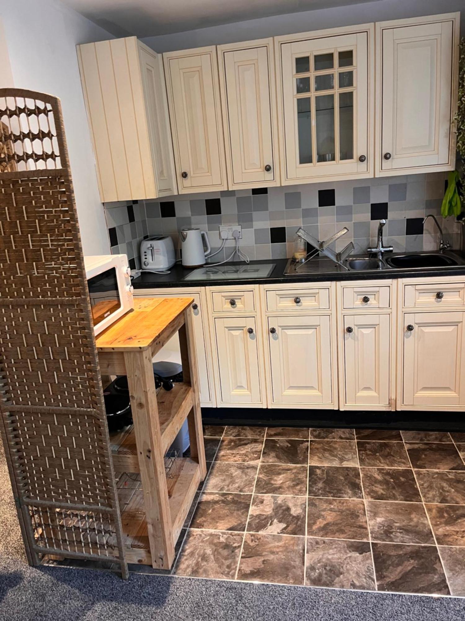 The Annexe - 10 Howards Croft Mile End المظهر الخارجي الصورة